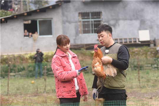 《女儿们的恋爱》沈梦辰上演土味版乡村爱情故事